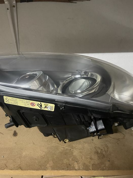 Farol bi xenon serie 1