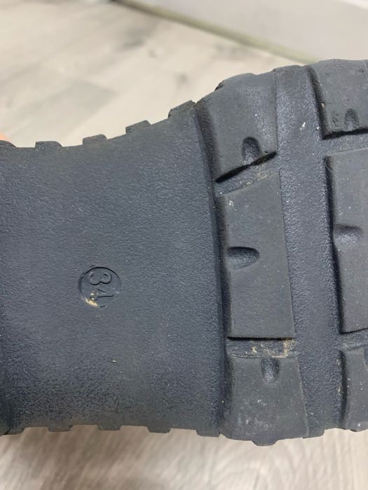 Зимові ботинки для дівчинки