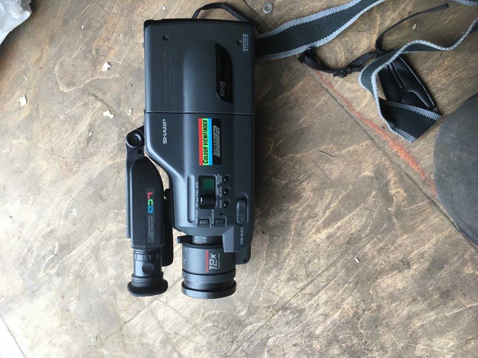 Продам відеокамеру