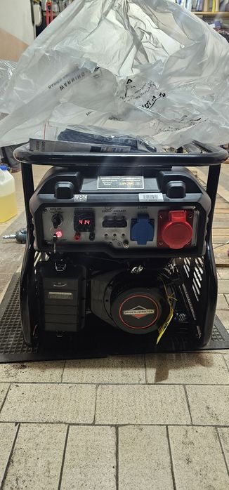Agregat prądotwórczy 3 fazowy AVR 6.9KW