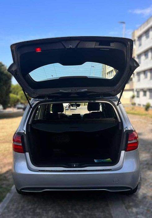 Mercedes B 200 d Caixa automática  Muito bom estado