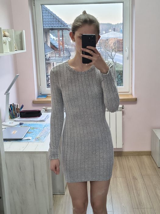Szara sukienka krótka