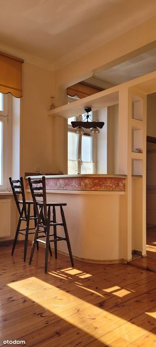 Stylowe dwa pokoje w centrum do własnej aranżacji