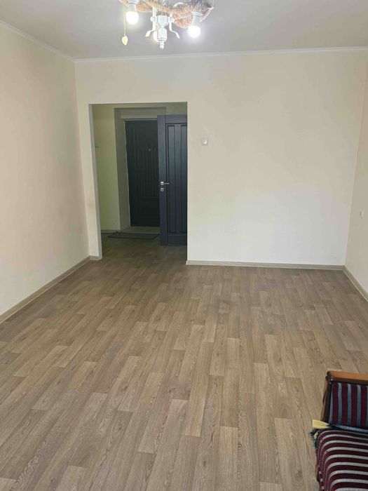 Продам квартиру в центрі міста