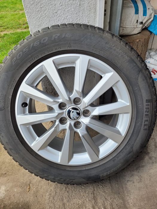 Alufelgi 5 x 100 do VAG ET40 6.1Jx16H2