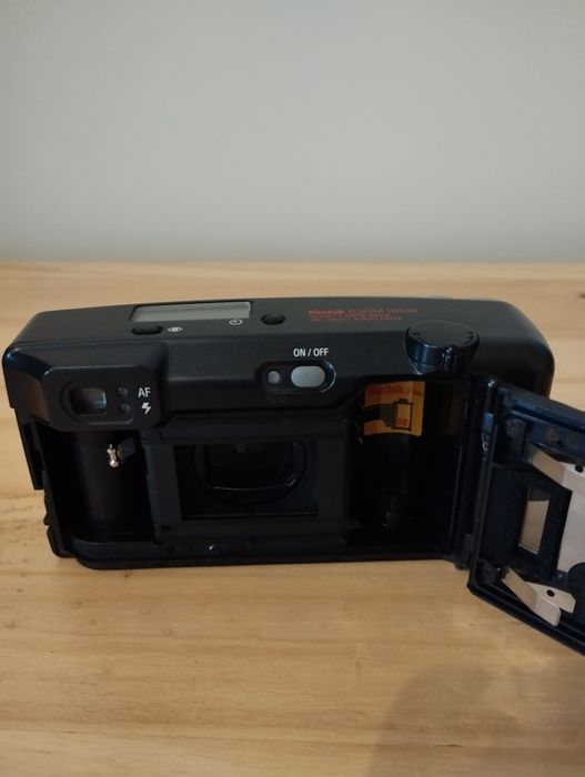 Máquina analogica Kodak star zoom 105 QD