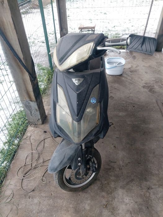 Продаб б.у електроскутер 600wt