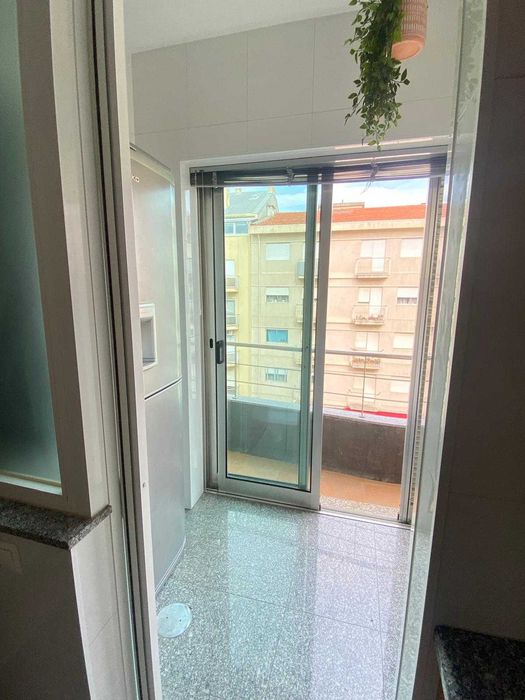 Quarto para arrendar Leça do Balio
