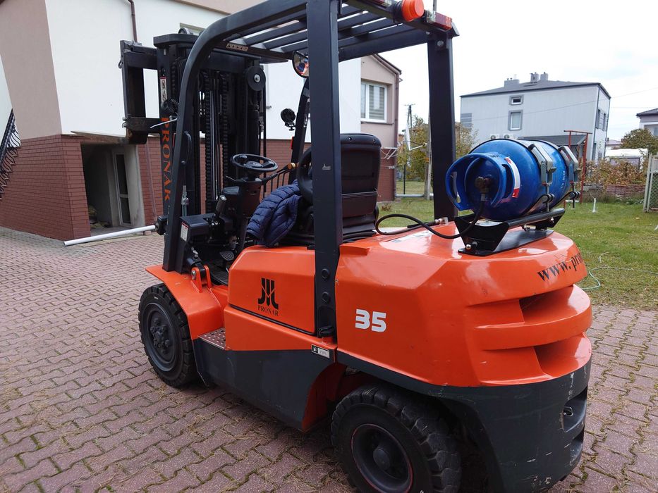 Wózek widłowy PRONAR 3,5t triplex 2021r gaz.