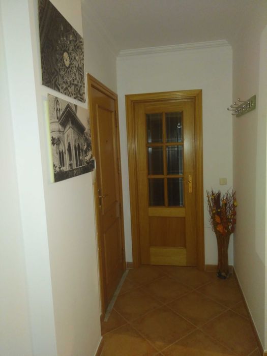 vendo Apartamento T2 Carregado com arrecadação