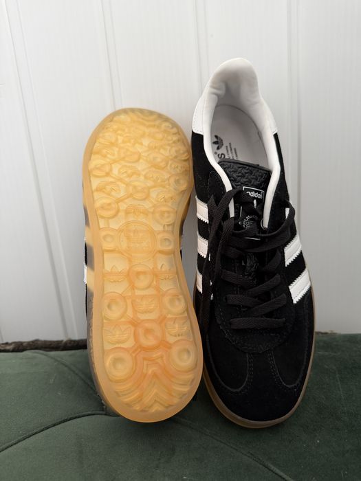 Продам кросівки