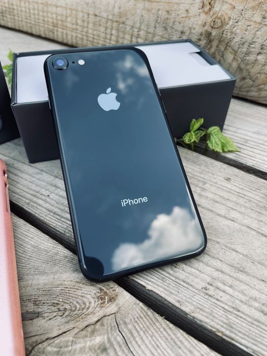 iPhone 8 64GB Black neverlock