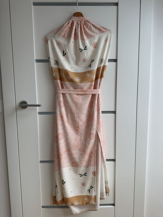 NAOKO sukienka wiazana na szyi