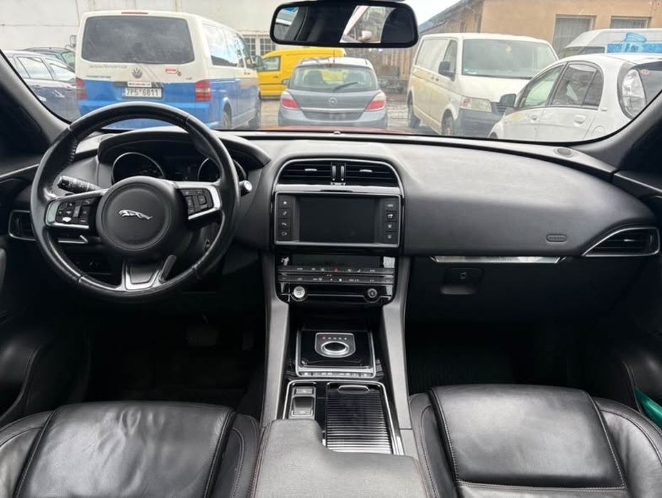 Jaguar F-Pace 30d AWD 3.0D 300KM AWD Automat Skóra Panorama