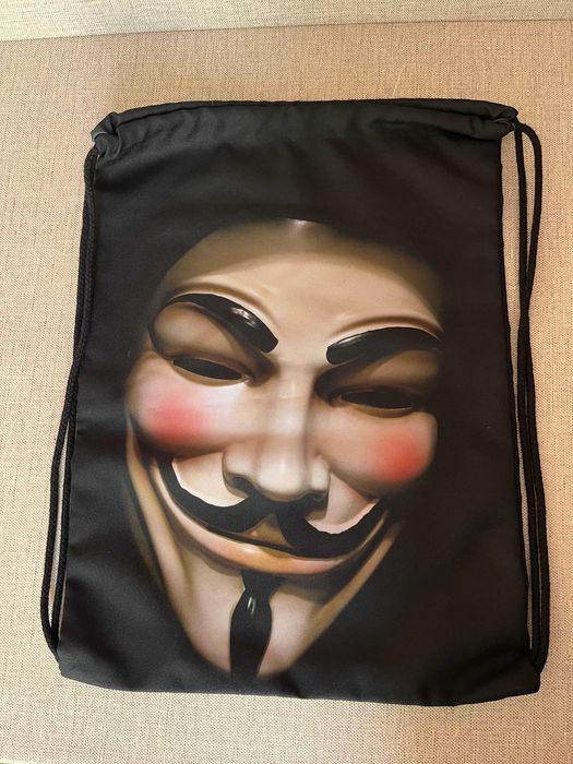 Mochila Anonymous | La Rebelión | Design Exclusivo