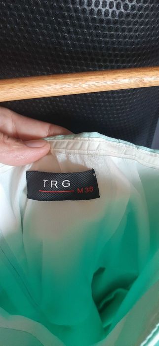 Плаття м'ятного кольору