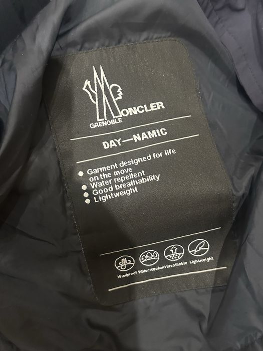 Вітровка Moncler Grenoble