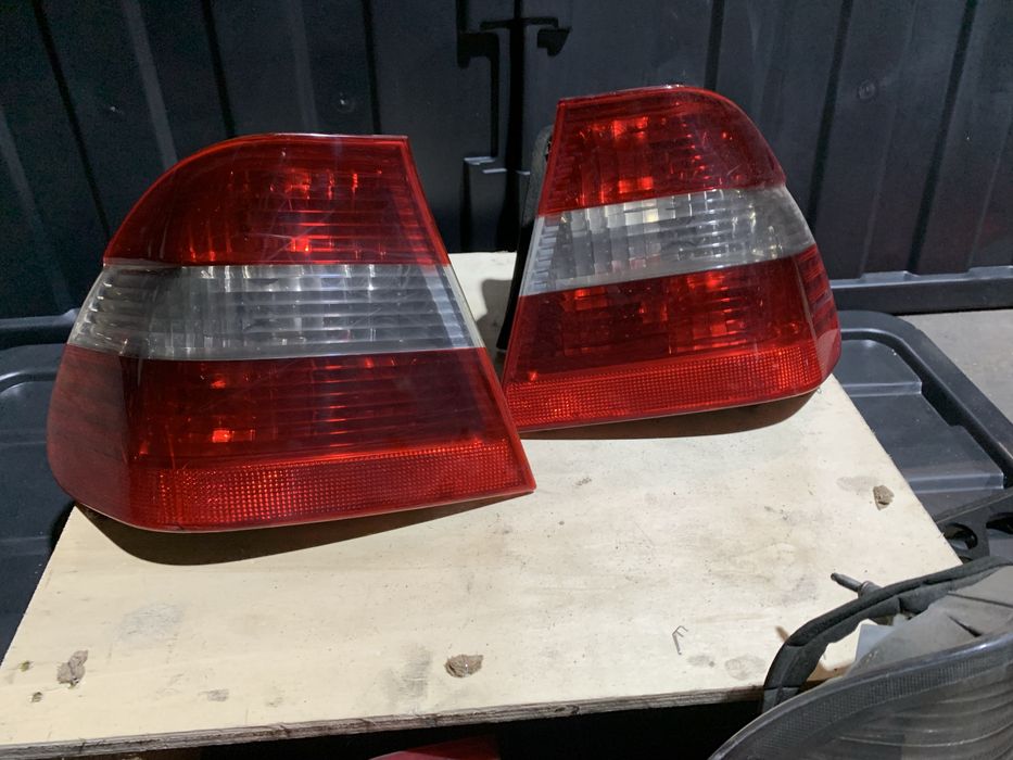 Farolim tras direito BMW E46