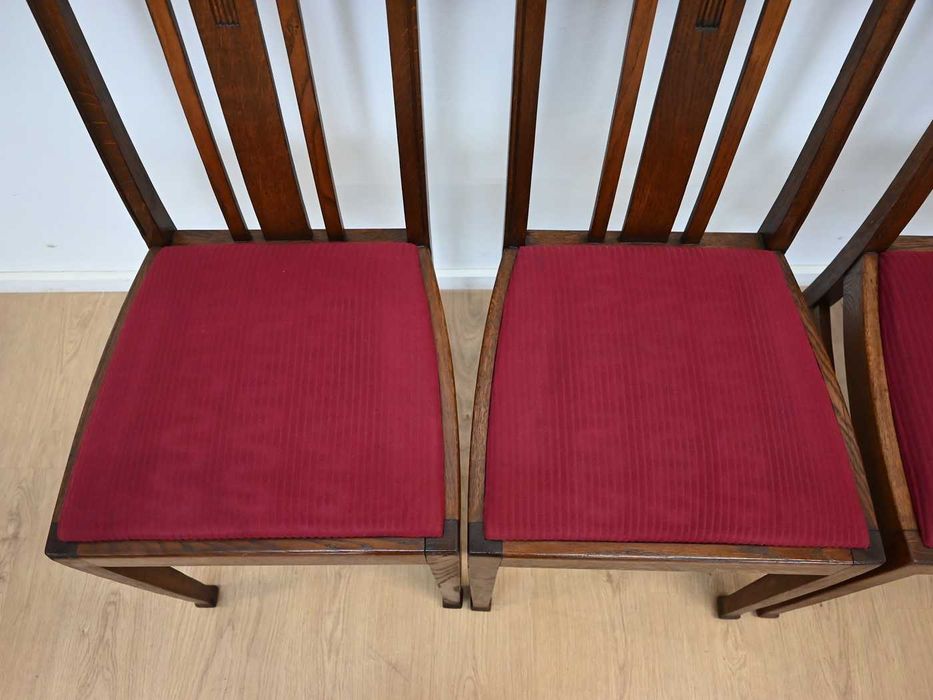 cztery krzesła międzywojenne 012902