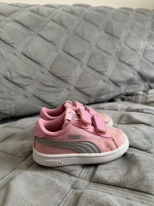 Кросівки puma для дівчинки