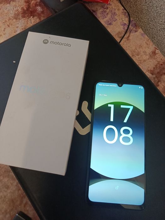 Продам телефон моторола мото g06