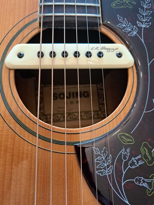 Japońska gitara  elektroakustyczna Sojing