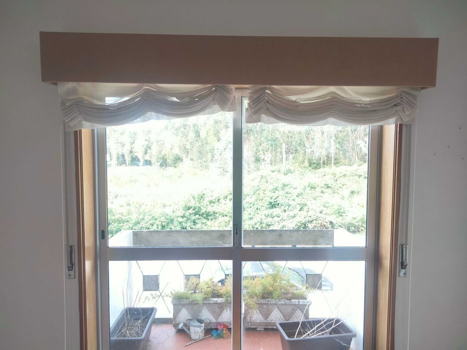 Estores de Tecido c/Sanefa | Kilo Americano | Muito Bom Estado