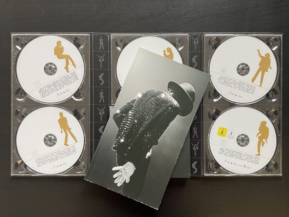 Michael Jackson - The Ultimate Collection