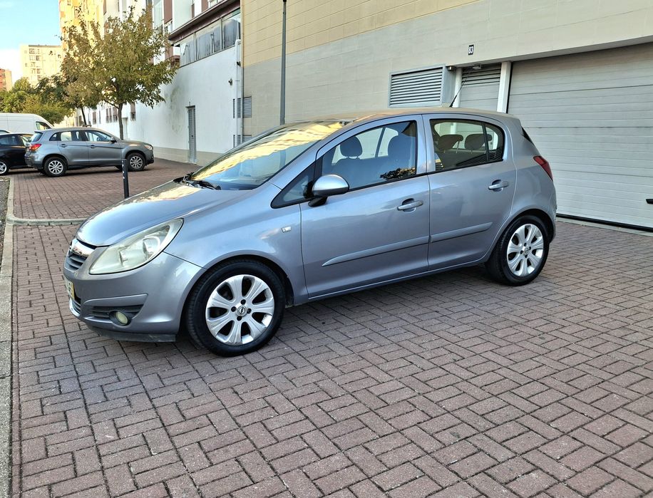 Opel Corsa D 1.3CDTi C/AC Nacional 07