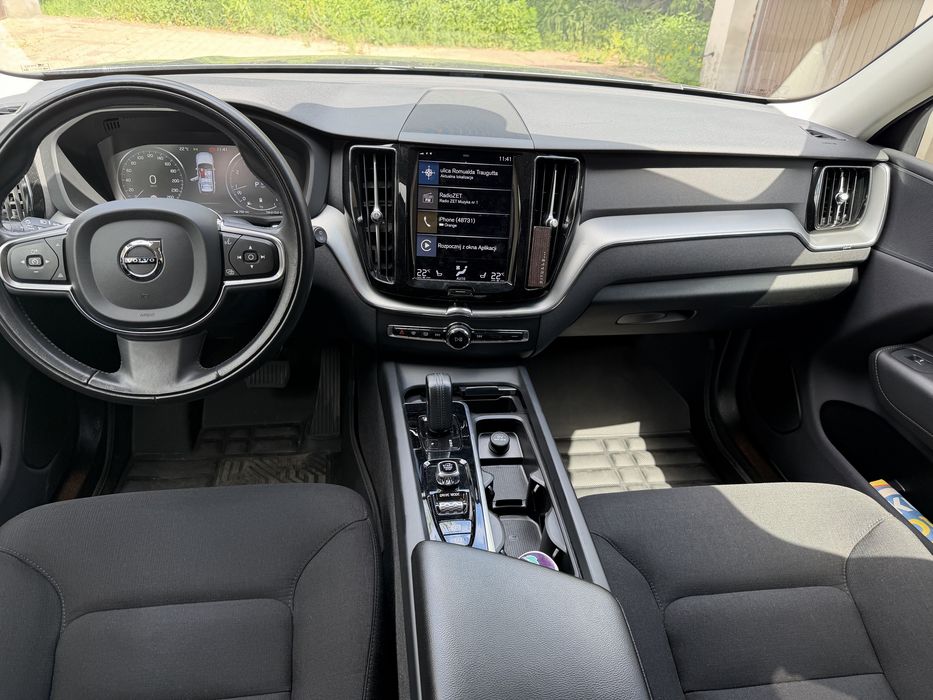 Volvo XC60 2.0 197km 2021r.