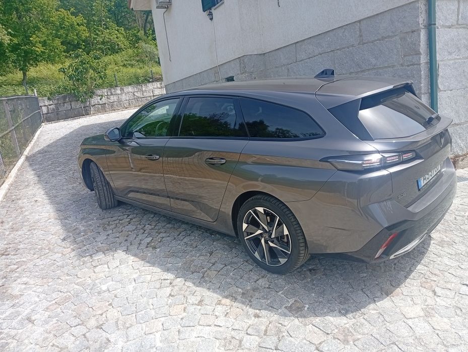 Carrinha Peugeot 308 SW Allure pack em ótimo estado