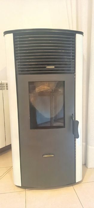 Salamandra a Pellets STREIGHTEX 12 kW de 2019 com Comando