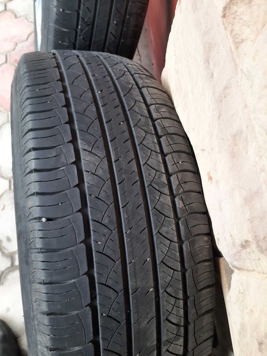 Продам літні автошини 225/60/18 (Мішелін) торг звоніть