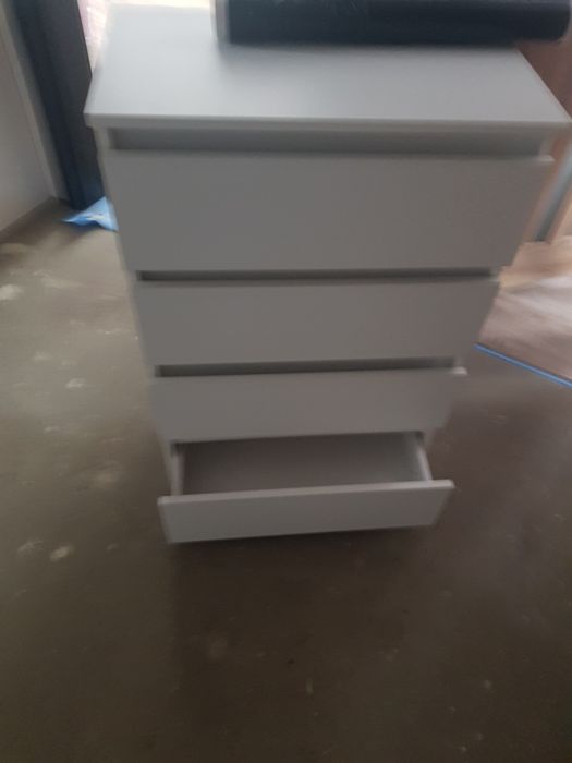 Oddam za darmo komody z szufladami