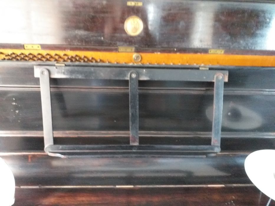 Piano Zigler a Paris