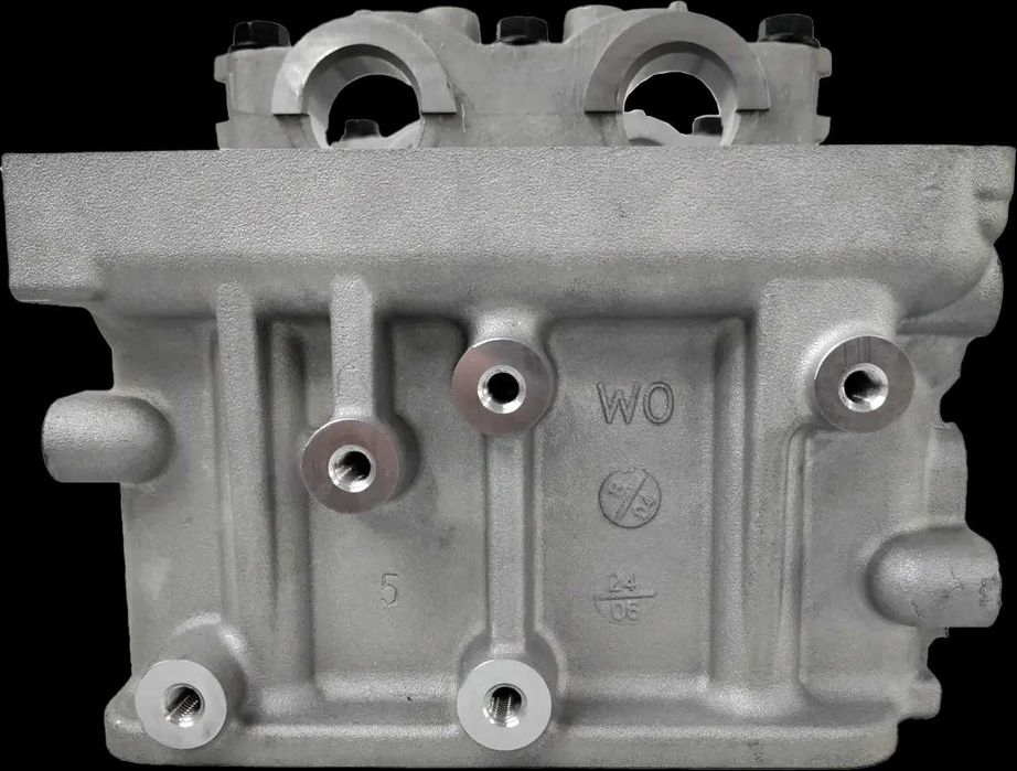 Головка блоку Mitsubishi 4M41 3.2TDI ME204200 AMC 908518