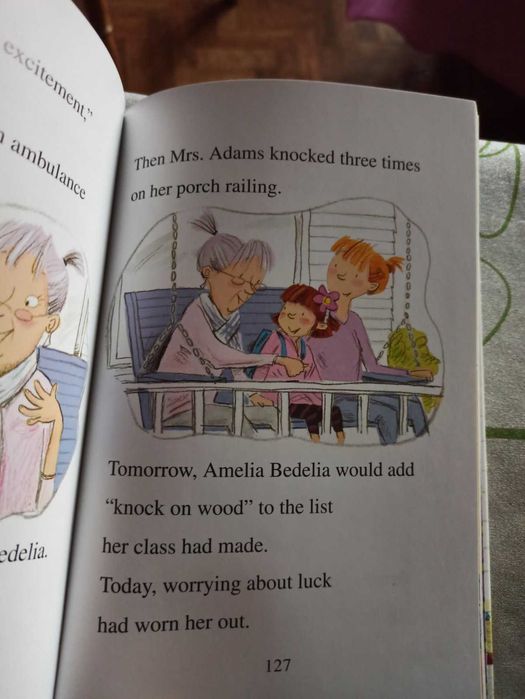 Книжечка Amelia Bedelia treasurу (на англ языке, для 4-8лет)