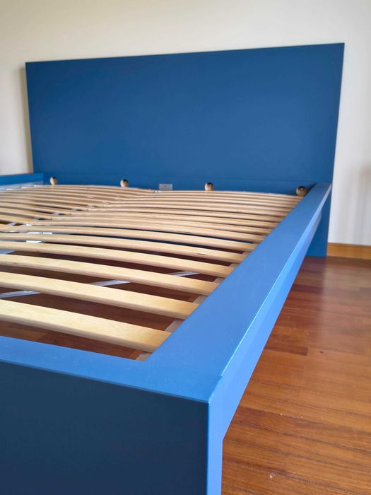 Cama MALM Azul 160x200 + Estrado LUROY 160x200 + Colchão D30 com Perfilado 160x200x10