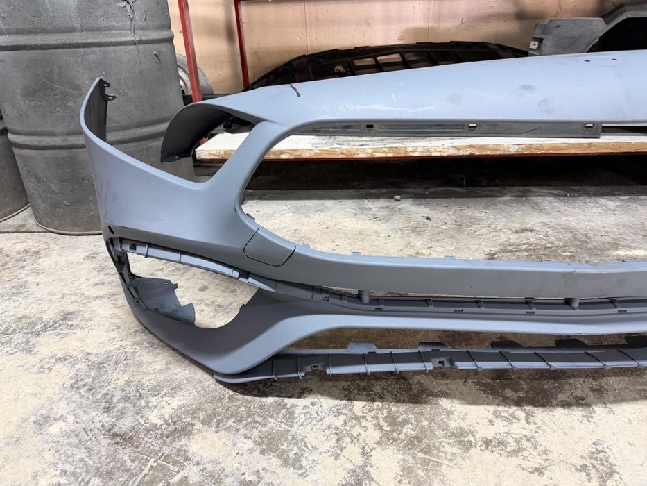 Para-choques Mercedes A W177 Look A45 AMG