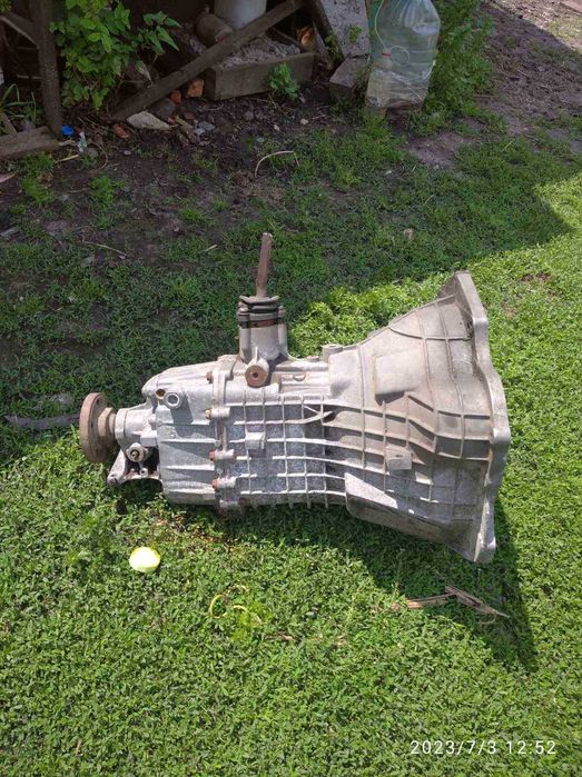 Коробка передач на Ford Transit 2.5D рабочая