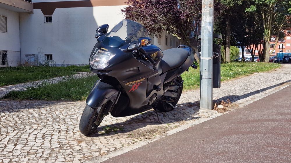 Honda CBR 1100 XX