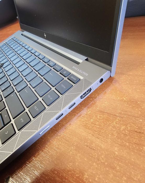 Бізнес-ноутбук HP ZBook Firefly 14" G8 i7-1165G7, RAM 32GB, SSD 1TB
