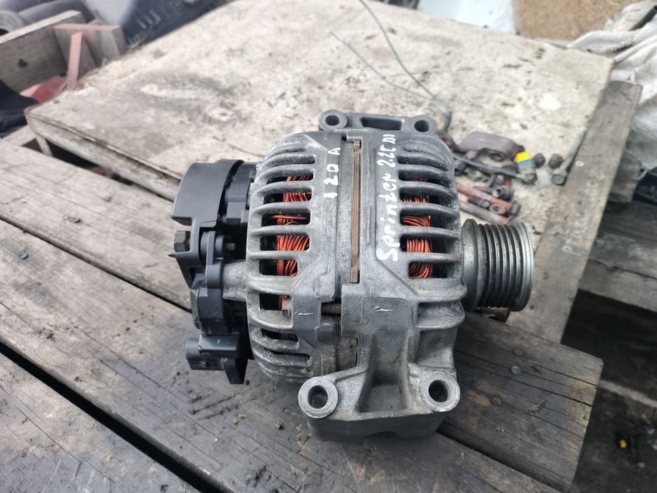 Генератор Mercedes Sprinter 2.2 CDI 0124515064 120A  (1995-2006)
