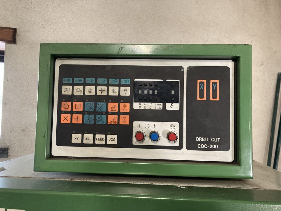 Maquina Erosão EDM Jiten 75A