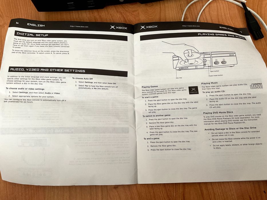 Xbox original (110V com caixa e manuais originais - para reparar)