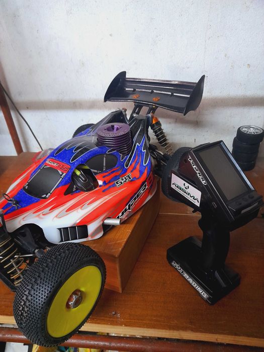 Carro telecomandado escala 1/8