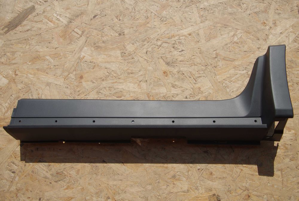 Накладка порога Chevrolet Equinox 17-22  Еквінокс 84713653, 84713654
