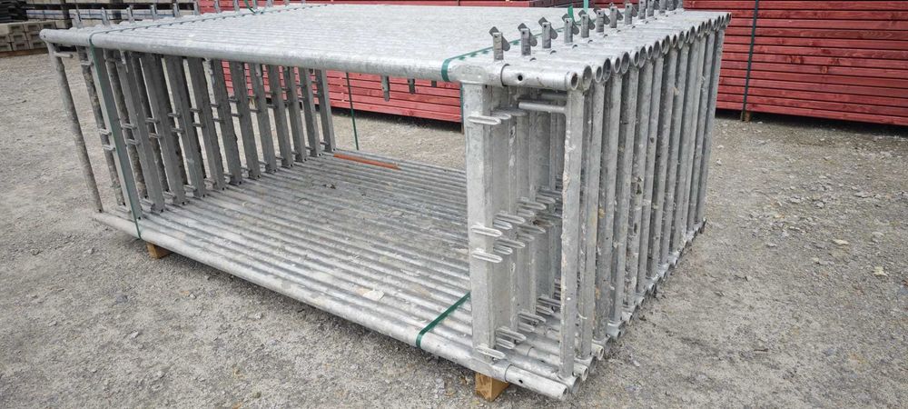 Używane rusztowanie elewacyjne 8,3x15=125m2 Plettac bardzo dobry stan