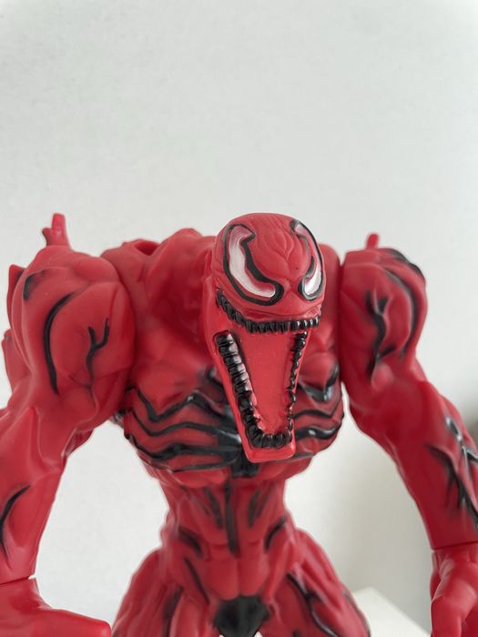 Ігрова фігурка Venom 2, 30 см