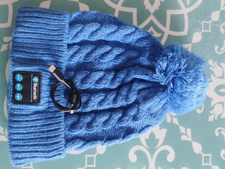 : *Chapéu ,gorro,  Musical Bluetooth  + Chamada AUTONOMIA 10H,AQUECE!